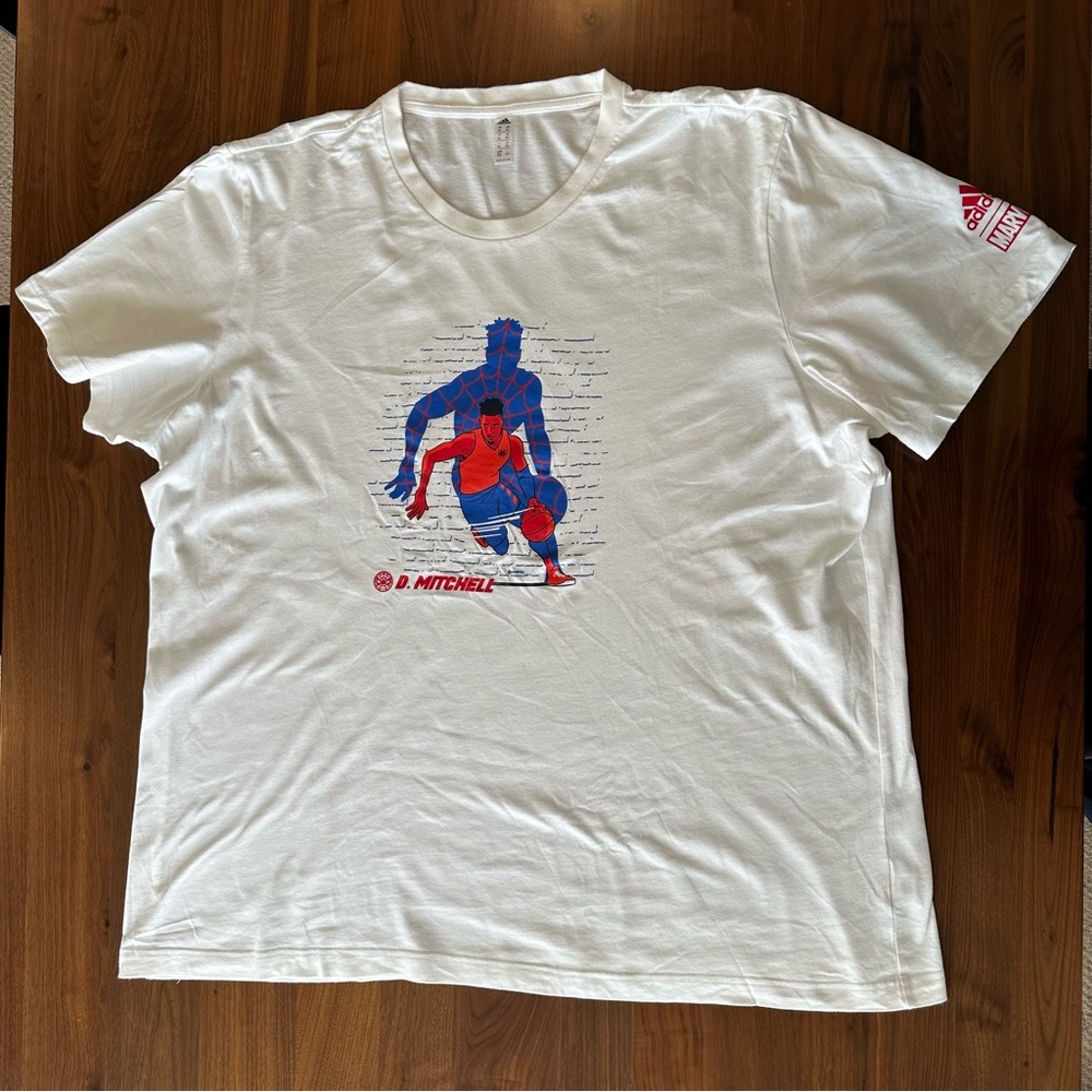 Donovan Mitchell Mens XXL shirt